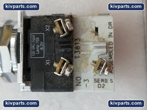 Cutler-Hammer 10250T75A Eaton/ Amber Illum Pushbutton – actual item, photo 4 of 7