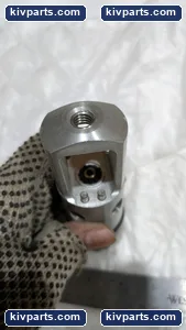 OXYGEN REGULATOR HIGH PRESSURE LOW LPM OIL LESS – actual item, photo 3 of 6