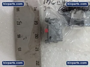 ABB MCBH-02 Block Holder with 2 NC Contacts – actual item, photo 4 of 7