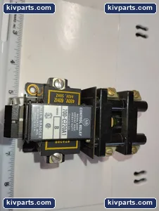 Allen-Bradley 700-C220A1 Control Relay – actual item, photo 2 of 7