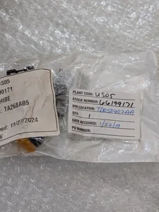 Eaton M22-L-A-W Pushbutton – actual item, photo 1 of 4