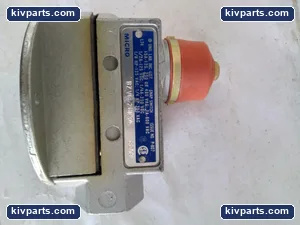 Honeywell BZV6-2 Micro Switch – actual item, photo 2 of 3