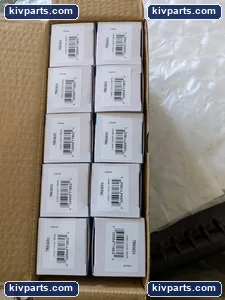 Eaton TR5362V Receptacle – actual item, photo 4 of 5