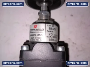Fairchild 85531 20 PSIG Pneumatic Regulator – actual item, photo 2 of 3
