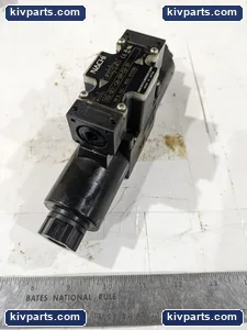 Nachi SS-G01-C6-GR-D2-31 Hydraulic Valve – actual item, photo 4 of 6
