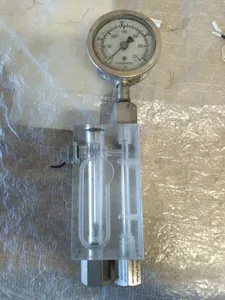 Ashcroft 238A460-02 0-300 PSI Check Valve Flow Meter