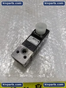 Bosch 0820005152 Way Pneumatic Solenoid Valve – actual item, photo 4 of 6