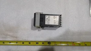 Extech 4BVFL DIN PID Temperature Controller
