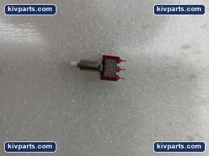 C&k 8121 Push Button – actual item, photo 3 of 5