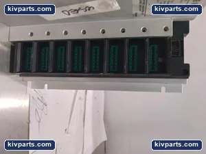 Reliance Electric 802802-7RD 8 Slot PLC – actual item, photo 2 of 4