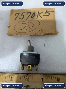Cutler-Hammer 7570K5 Toggle Switch – actual item, photo 5 of 6