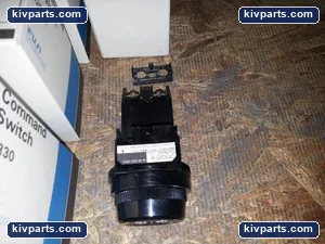 Fuji Electric DR30B5-MB Command Switch – actual item, photo 2 of 6