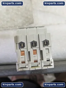 Allen-Bradley 1492-CB2 Terminal Block – actual item, photo 4 of 8