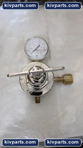 Smith 46-175 Oxygen BDF Manifold Regulator – actual item, photo 3 of 5