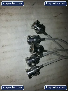 HD-15 Connector Monitor Video Adapter – actual item, photo 3 of 4