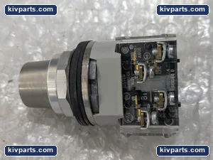 Allen-Bradley 800T-H33 Key Selector Switch – actual item, photo 3 of 5