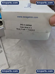 Swagelok SS-810-2-4 Pipe Fitting – actual item, photo 3 of 5