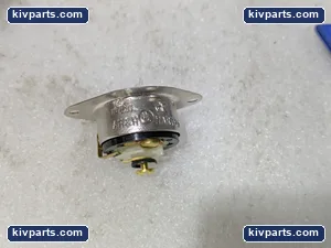 Arrow Hart Midget Locking Flanged Outlet – actual item, photo 3 of 5