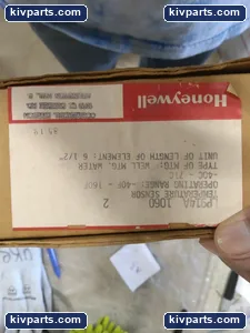 Honeywell LP914A 1060 2 Temperature Sensor – actual item, photo 2 of 3