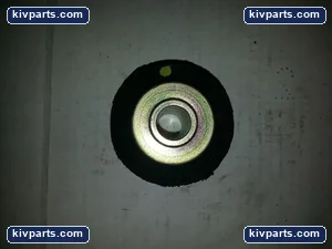 Rubber Roller Wheels 2.75in Diameter Metal Hub Lot of 4 Industrial Equipment – actual item, photo 7 of 7