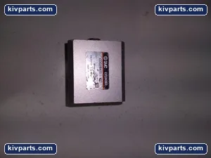 SMC CDQ2BH25-10D Air Hydro Compact Cylinder – actual item, photo 2 of 3