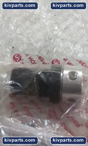 Norgren R04-100-RNKA Miniature Pressure Regulator – actual item, photo 3 of 4