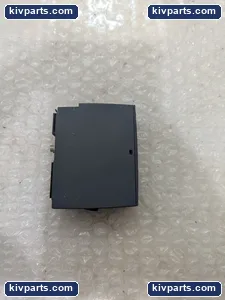 Siemens 6ES7135-6HD00-0BA1 SIMATIC ET Analog Output Module – actual item, photo 3 of 8