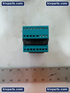 Carlo Gavazzi T20162RRXA Temperature Controller – actual item, photo 4 of 8