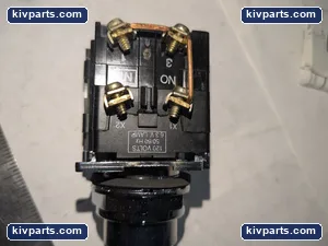 Cutler-Hammer 10250T37NR Pushbutton – actual item, photo 2 of 3