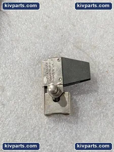 Arrow Hart 82358-B Snap Action Switch – actual item, photo 4 of 5