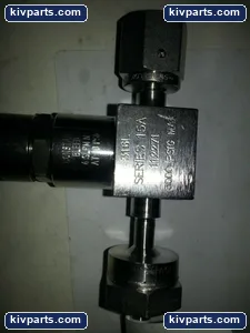 Swagelok Needle Valve with Check Valve – actual item, photo 2 of 2