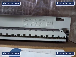 Schneider Electric 140XTS00100 Terminal Block I/O PLC – actual item, photo 2 of 4