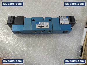 MAC 825C-PM-111JJ-552 Solenoid Air Valve – actual item, photo 3 of 6