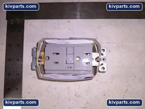 Eaton SGF15 GFCI Duplex Receptacle – actual item, photo 2 of 4