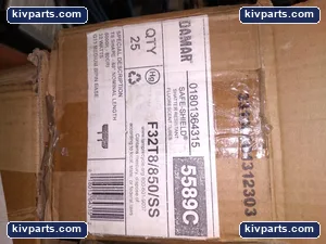 DAMAR 5589C F32T8/850/SS SAFE SHIELD '25 IN BOX' – actual item, photo 2 of 3