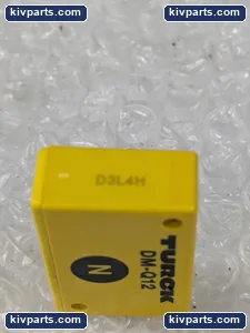 Turck DM-Q12 Proximity Sensor – actual item, photo 3 of 5