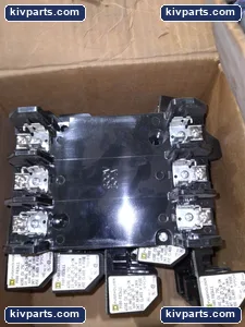 Square D FB3611 Fuse Block – actual item, photo 2 of 6