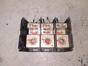 Marathon 1333575 Power Distribution Block
