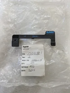 TE Connectivity 1754138-1 AMP Connector Cable
