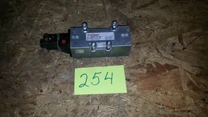 Norgren SXE9575-A75-00K Solenoid Valve