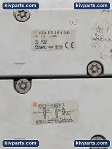 SMC VP744-5Y21-04F-M-X555 Assembly Picture – actual item, photo 2 of 5