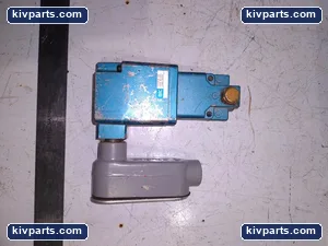 MAC 225B-110EA Cover – actual item, photo 2 of 5