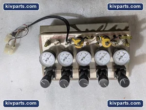 31-003985A 5 Station Pressure Regulator Gauge Panel Manifold OEM – actual item, photo 7 of 8