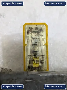 IDEC 18-UAQ120V50/60HZ Relay – actual item, photo 4 of 6