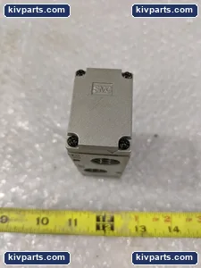 SMC VPA542 Air Operated Poppet Valve – actual item, photo 5 of 6