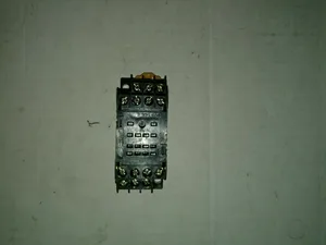 Omron PYF14A-E Relay Socket Base