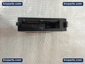 GE Fanuc IC693MDL940L Series 90-30 Relay Output Module – actual item, photo 3 of 4