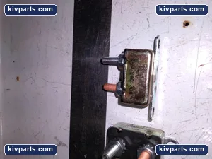 Cutler-Hammer Automotive Circuit Breaker – actual item, photo 3 of 4