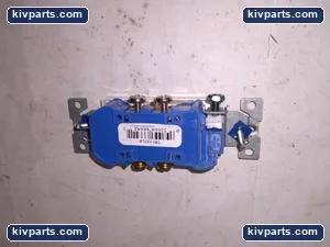 Cooper TR1107LA Duplex Receptable – actual item, photo 3 of 6