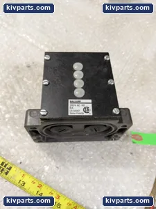 Balluff 519-D04-D12-100-10-FD BNS Switch – actual item, photo 6 of 7